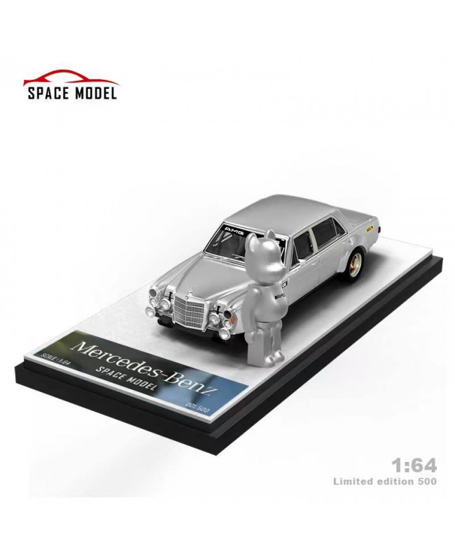 (預訂 Pre-order) Space Model 1:64 Benz 300SEL AMG (Diecast car model) 銀色+公仔熊