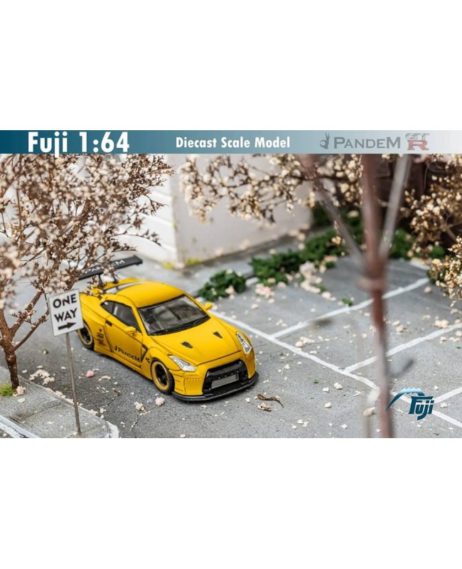 (預訂 Pre-order) Fuji 1:64 Pandem GT-R R35 Rocket Bunny (Diecast car model) Light Tron Dirty 暗紋舊化版 限量599台 Signal Yellow 黃