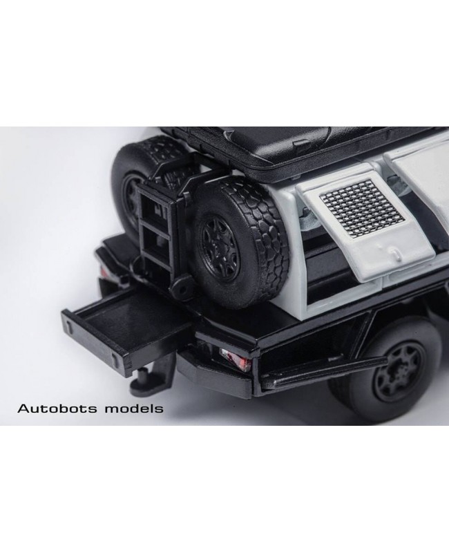 (預訂 Pre-order) Autobots Models 1:64 Land Cruiser  /J70 , LC79 Pickup pickup (Diecast car model) 限量800台 White 