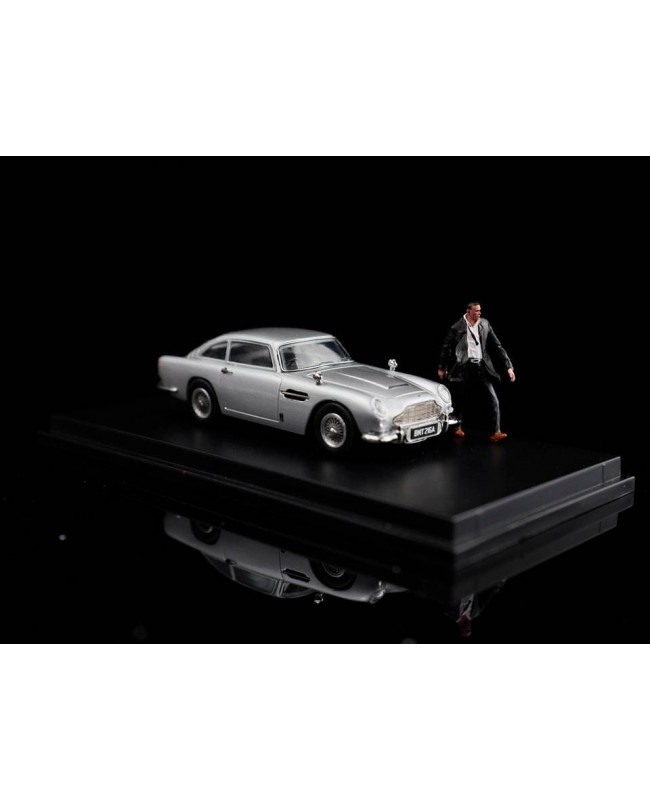 (預訂 Pre-order) TPC 1/64 Aston Martin DB5 (Diecast car model) Silver 人偶版