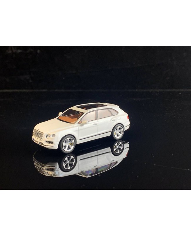 (預訂 Pre-order) LF 1/64 Bentayga (Diecast car model) White
