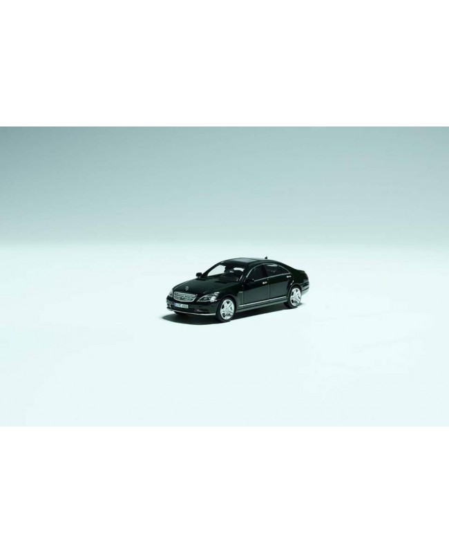 (預訂 Pre-order) MOTORHELIX 1/64 Mercedes-Benz S-Class S600L(W221) (Diecast car model) 限量499台 Green (black interior)