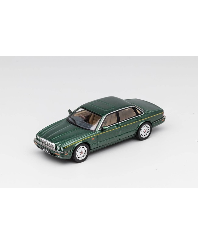 (預訂 Pre-order) GCD 1/64 Jaguar XJ (X300) Green KS-052-322 (Diecast car model)