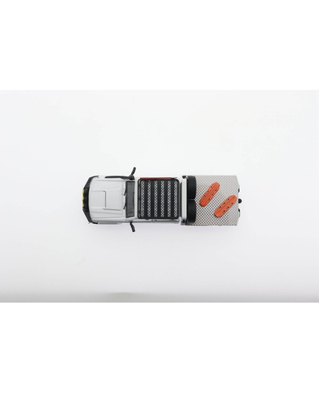 (預訂 Pre-order) Autobots Models 1:64 Land Cruiser LC79 Single Cabin Pickup (Diecast car model) 限量300台 White