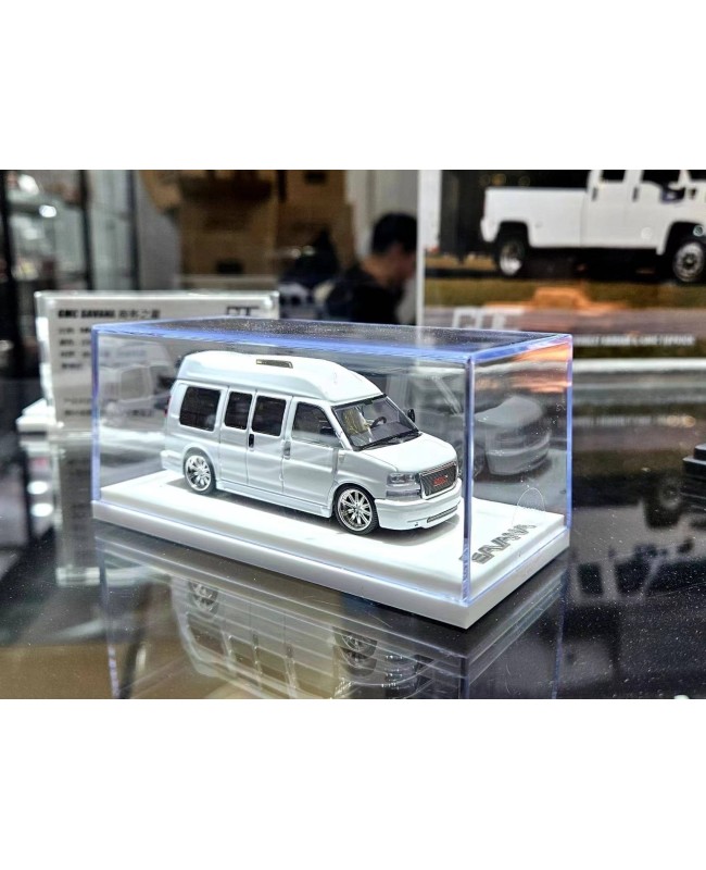 (預訂 Pre-order) GOC 1/64 GMC SAVANA VEHICLE MUSEUM, White (Diecast car model) 限量800台